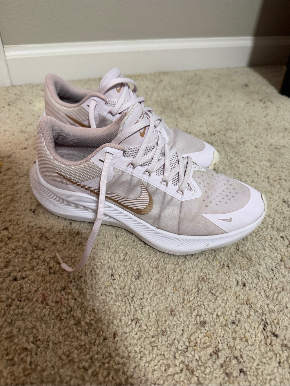 Nike Women’s Athletic Shoes - Light Pink with Gold Swoosh